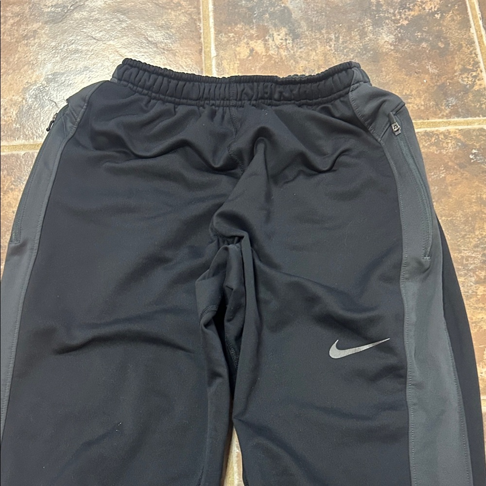 Kids NIKE Black Athletic Pants - Picture 2 of 9